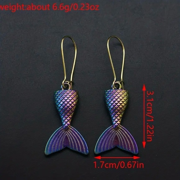 NWT Colorful Mermaid Tail Design Dangle Earrings - Picture 7 of 7